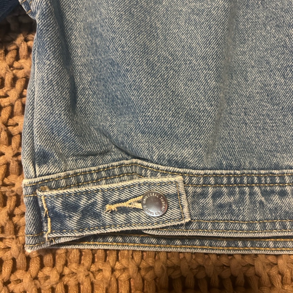 Universal Thread Blue Denim Jean Jacket Cropped Fit - Picture 7 of 16